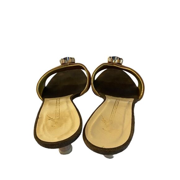 Gold Tone Mesh Open Toe Kitten Heel Sandal w/ Iridescent Heart Shaped Jewel. - Picture 5 of 12